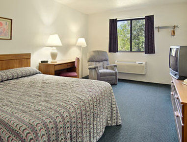 Super 8 By Wyndham Austin Mn Hotell Rum bild